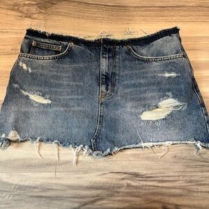 Zara Blue Frayed Denim Skirt